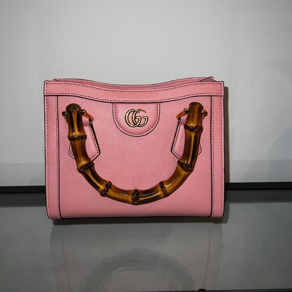 Gucci Diana - Picture 1 of 8